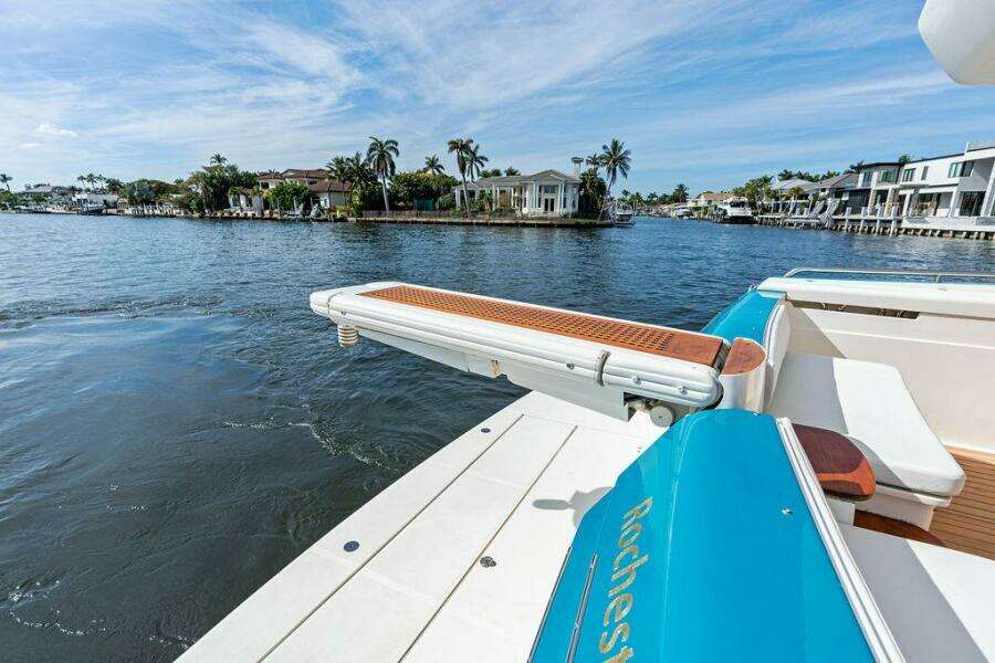 2003 Ferretti Yachts 62