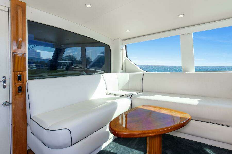 2001 65 Viking Convertible Enclosed Bridge Partnership Upper Helm (4)