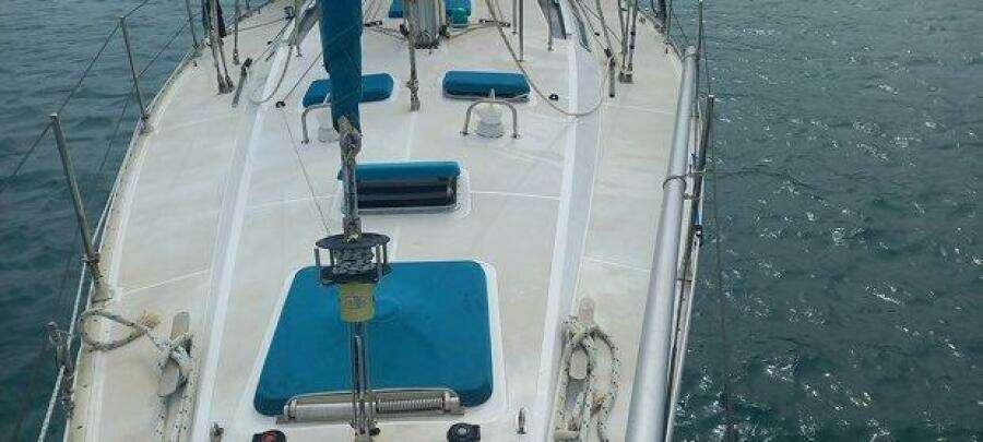 M_Foredeck Looking Aft