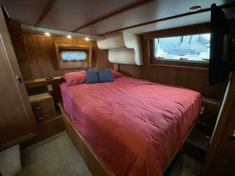 1998 Bayliner 4087