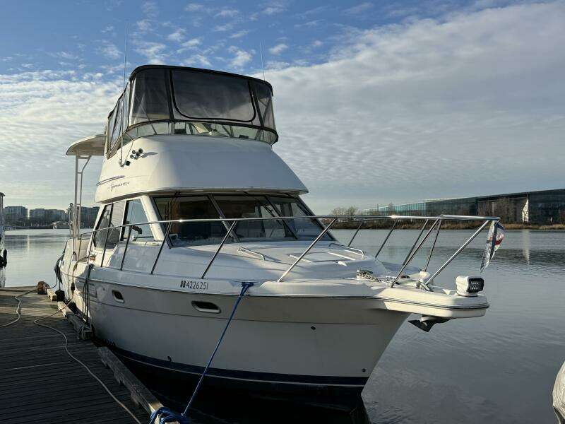 1998 Bayliner 4087