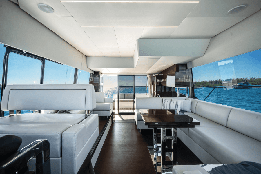 2020 Prestige 520 FLYBRIDGE