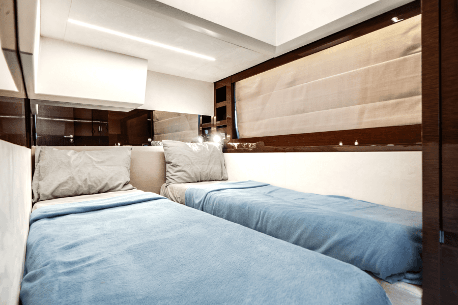 2020 Prestige 520 FLYBRIDGE