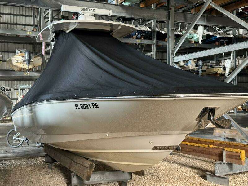 2016 Boston Whaler 270 Dauntless