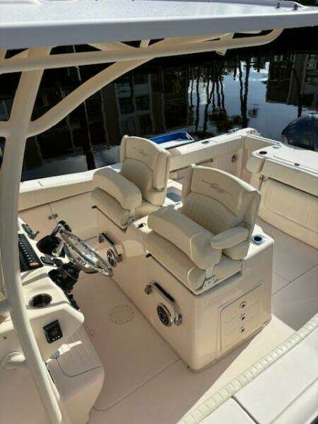 2014 Grady-White Canyon 306