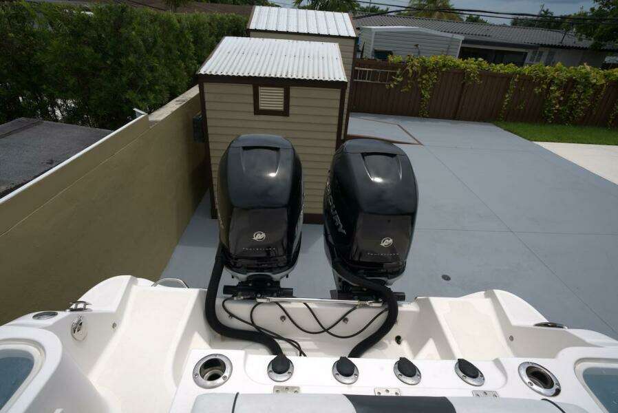 2018 Wellcraft 262 Fisherman