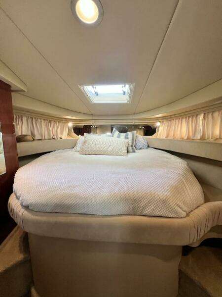 2004 Sea Ray 380 Sundancer