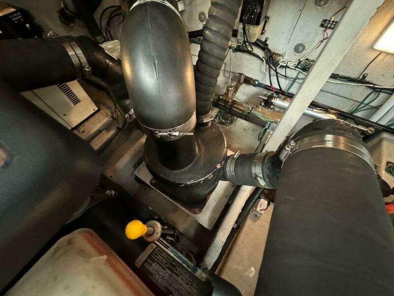 2004 Sea Ray 380 Sundancer