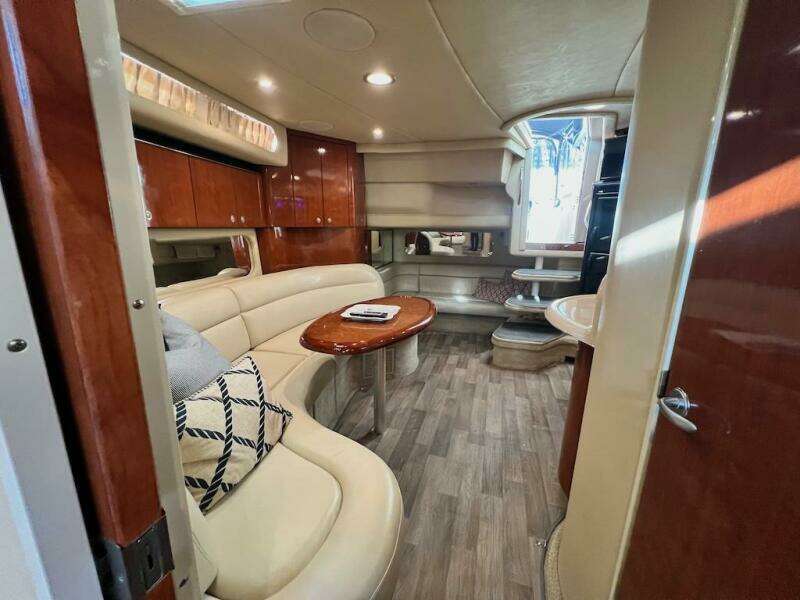 2004 Sea Ray 380 Sundancer