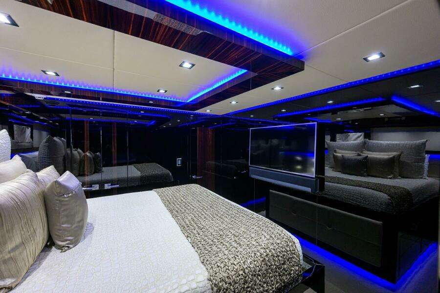 1997 Broward 108 Raised Pilothouse