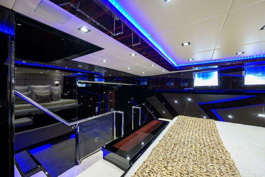 1997 Broward 108 Raised Pilothouse