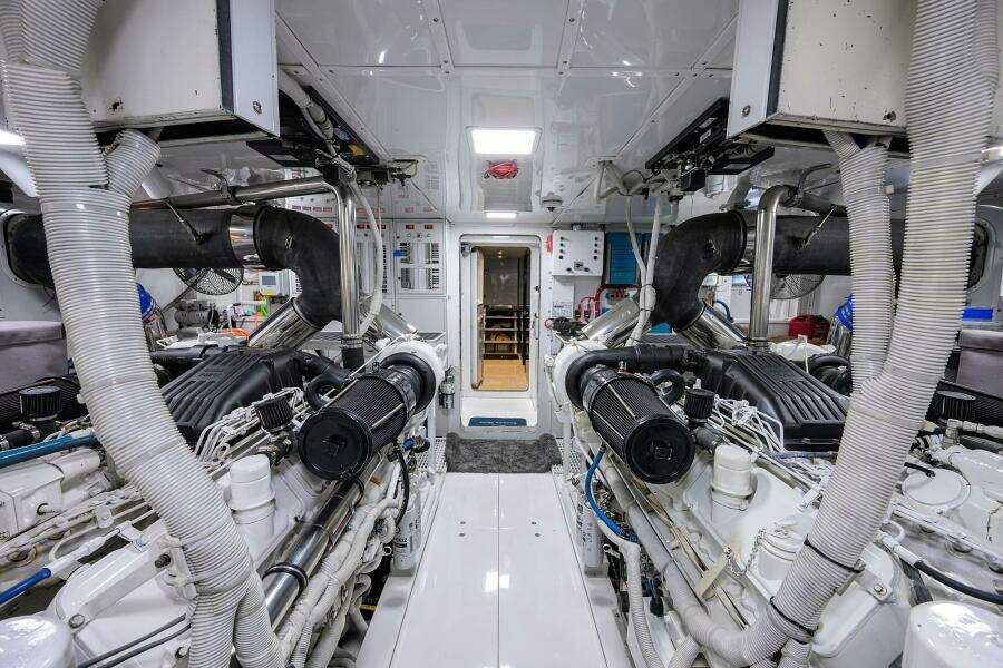 1997 Broward 108 Raised Pilothouse