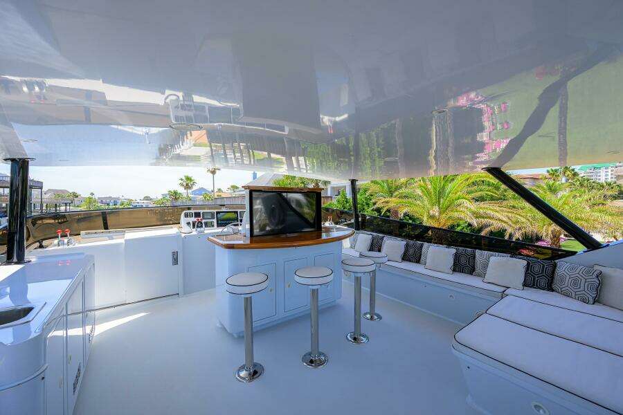 1997 Broward 108 Raised Pilothouse