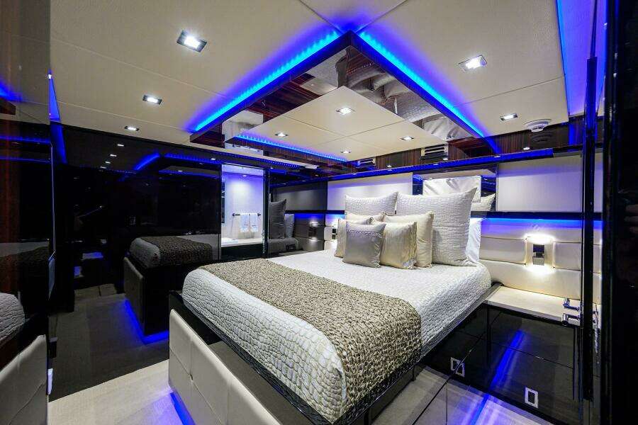 1997 Broward 108 Raised Pilothouse