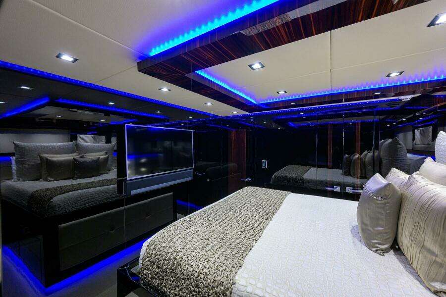 1997 Broward 108 Raised Pilothouse