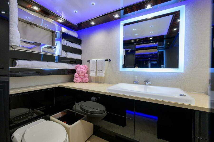 1997 Broward 108 Raised Pilothouse