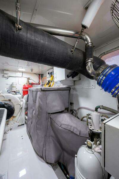 1997 Broward 108 Raised Pilothouse