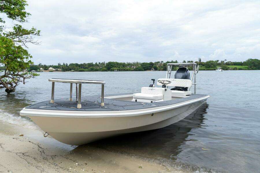 2025 BlueZones Boatworks 16' Flats