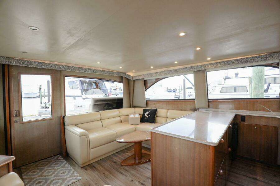 2005 Viking 48 Convertible