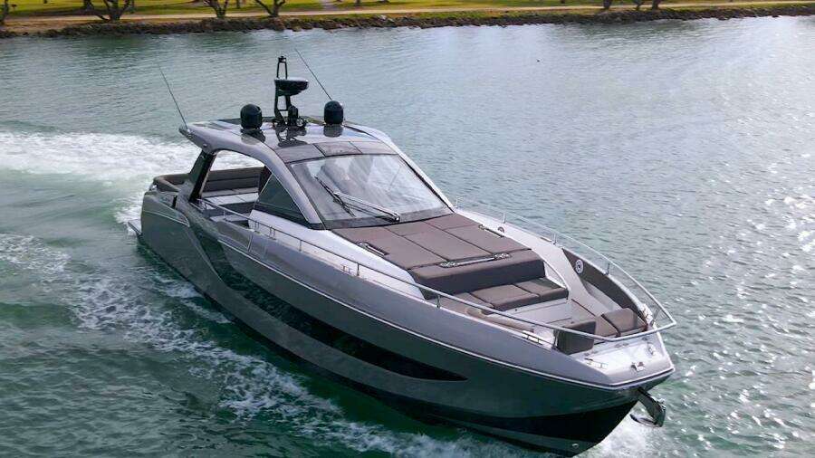 2022 Azimut Verve 47
