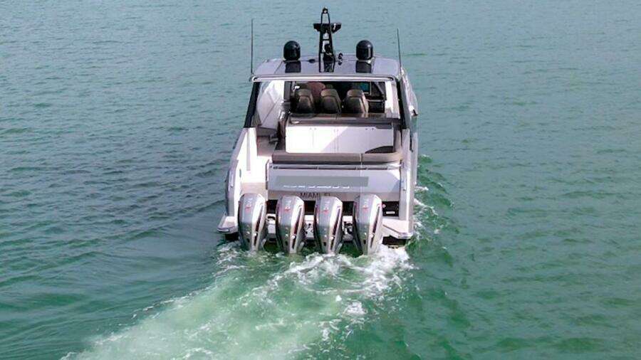 2022 Azimut Verve 47