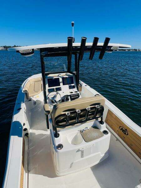 2020 NauticStar 251 Hybrid