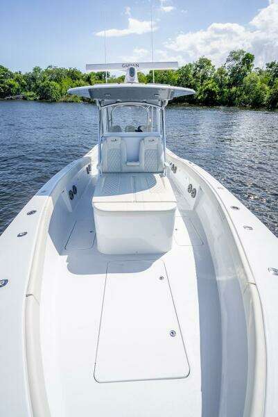 2025 Billfish 39 Center Console w/Tower