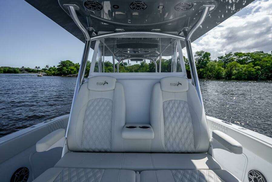 2025 Billfish 39 Center Console w/Tower