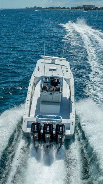 2025 Billfish 39 Center Console w/Tower