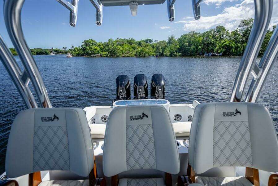 2025 Billfish 39 Center Console w/Tower