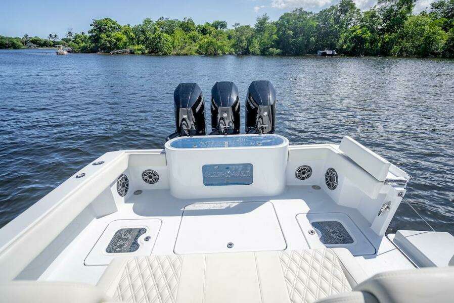 2025 Billfish 39 Center Console w/Tower