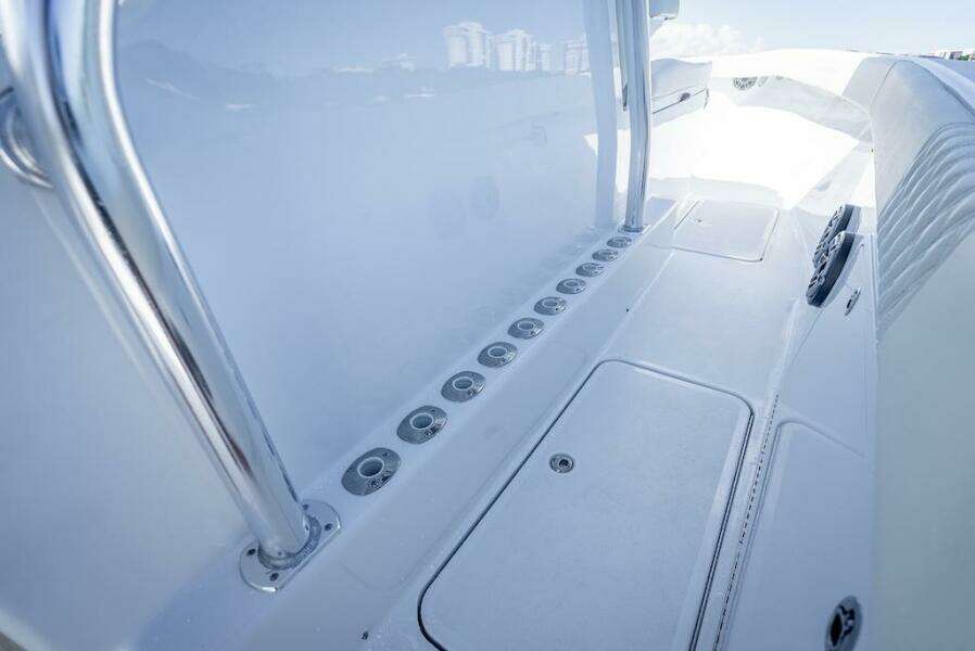 2025 Billfish 39 Center Console w/Tower