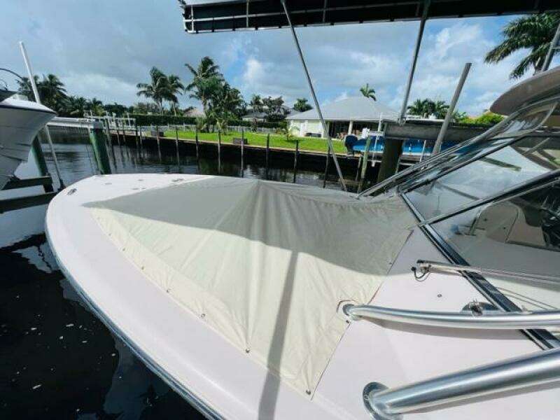 2014 Grady-White Freedom 335