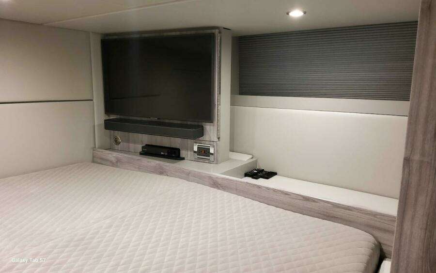 2024 Formula 430 Super Sport Crossover