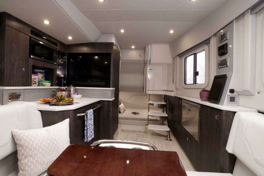 2024 Formula 430 Super Sport Crossover