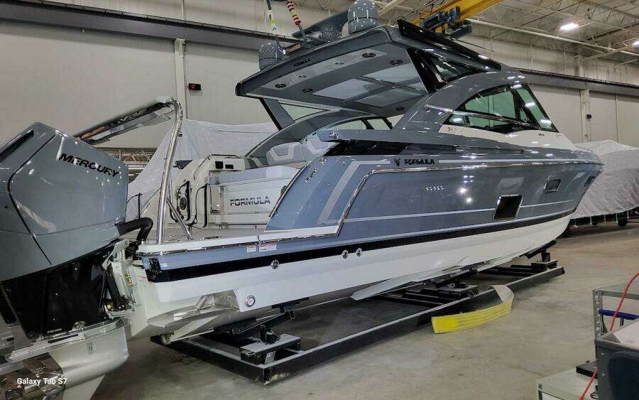 2024 Formula 430 Super Sport Crossover