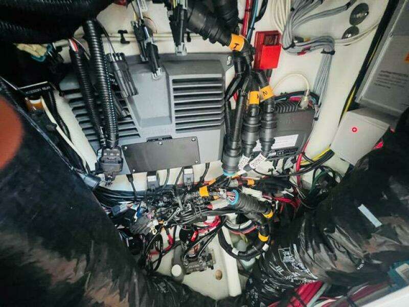 2015 Billfish 39 Custom CC