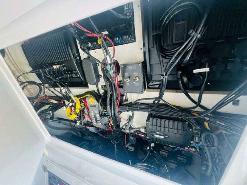 2015 Billfish 39 Custom CC