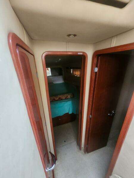 2003 Sea Ray 480 Motor Yacht