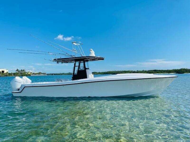 2004 Contender 31 Cuddy