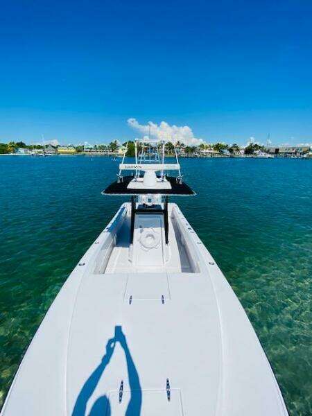 2004 Contender 31 Cuddy