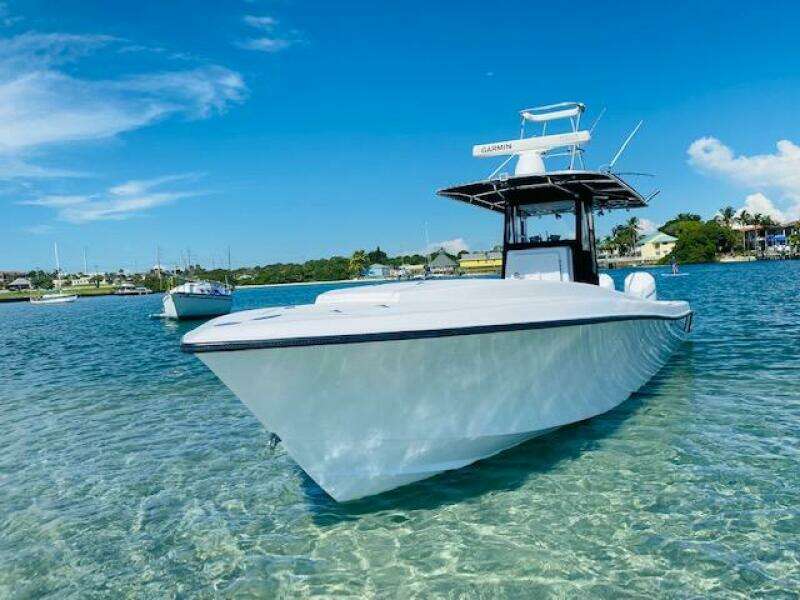 2004 Contender 31 Cuddy