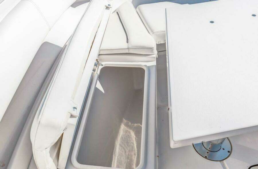 2022 Sportsman Open 352 Center Console