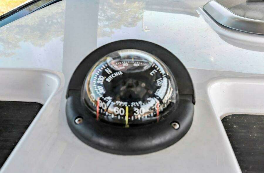 2022 Sportsman Open 352 Center Console