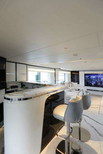 2025 Majesty Yachts 120