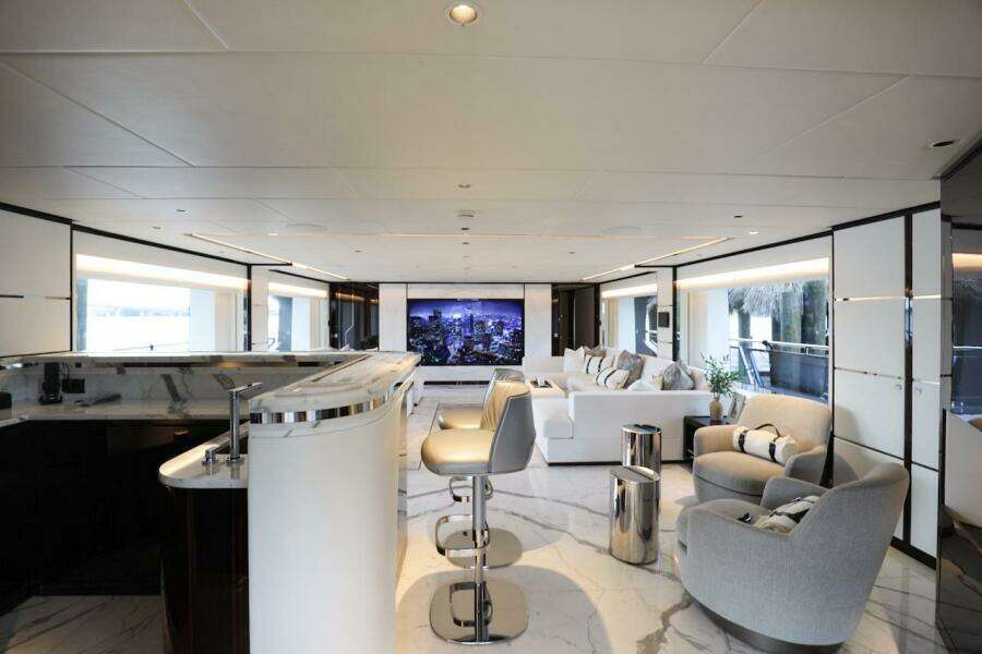 2025 Majesty Yachts 120