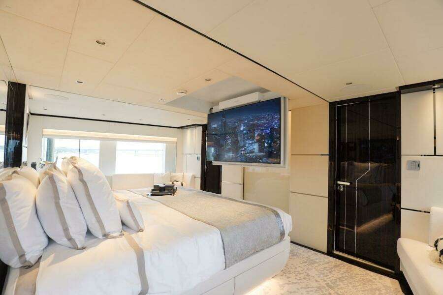 2025 Majesty Yachts 120