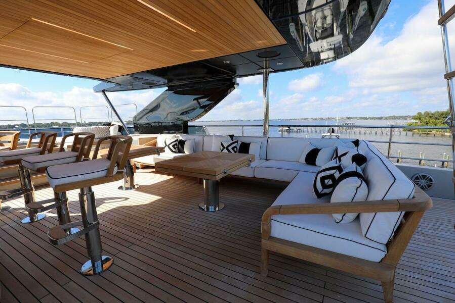 2025 Majesty Yachts 120