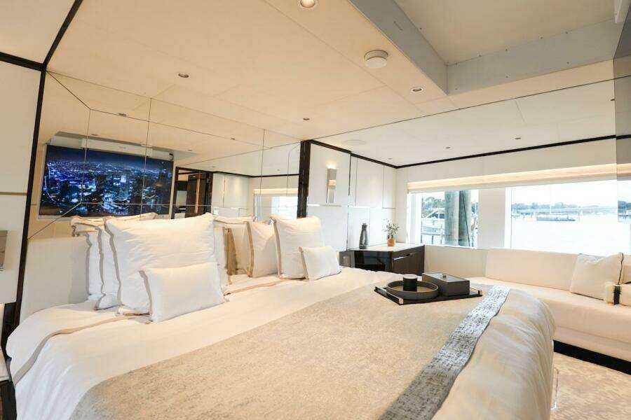 2025 Majesty Yachts 120