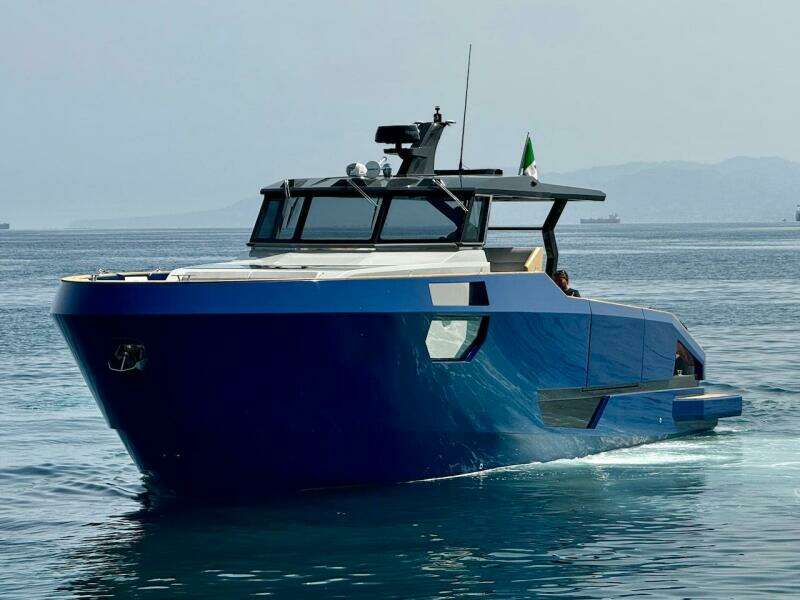 Aicon Audace 50 yacht, 2025 model, cruising on calm waters.